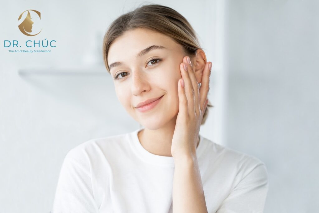 Estrogen và sắc đẹp: Lý do phụ nữ trẻ lâu