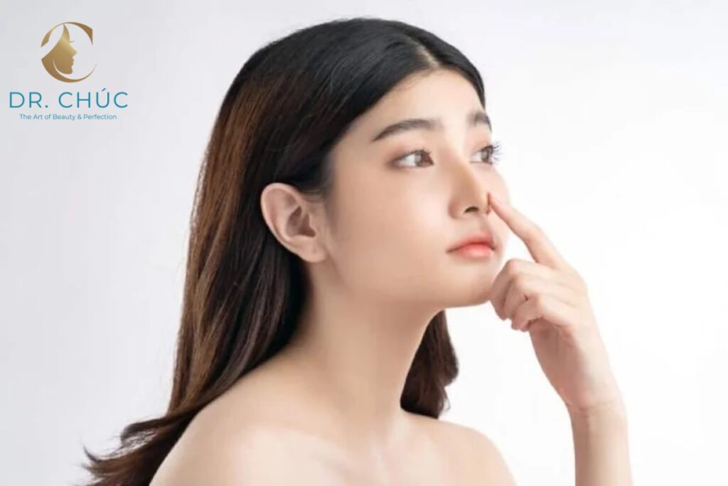 Nâng mũi sụn tự thân có đau không?