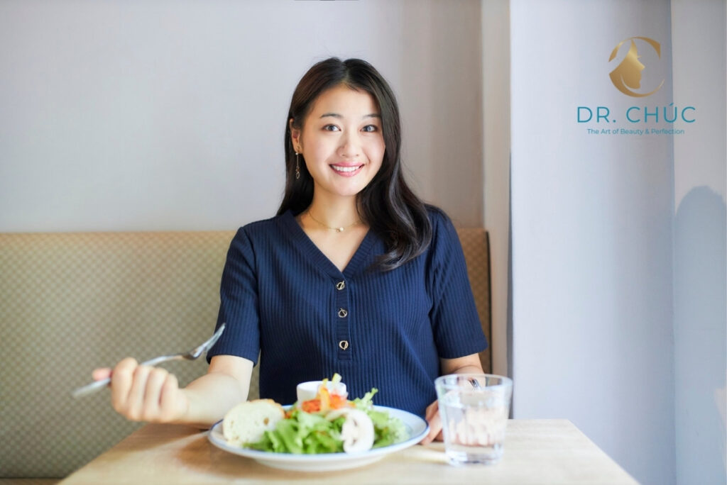 Chăm sóc sau khi nâng mũi bằng chỉ