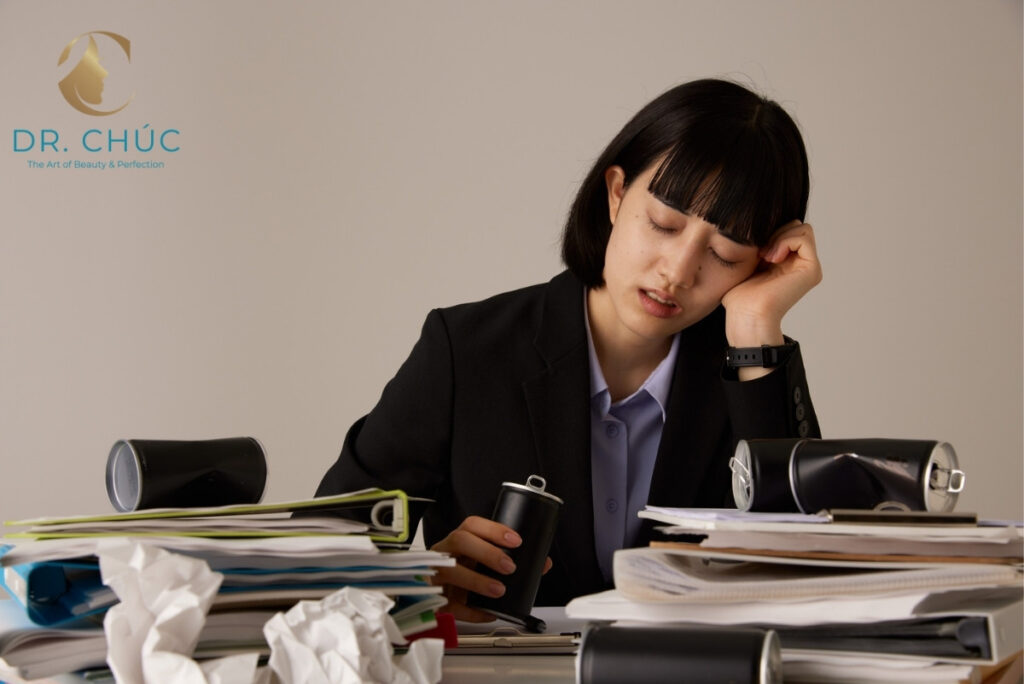 Dấu hiệu nhận biết cơ thể thiếu nội tiết tố nữ