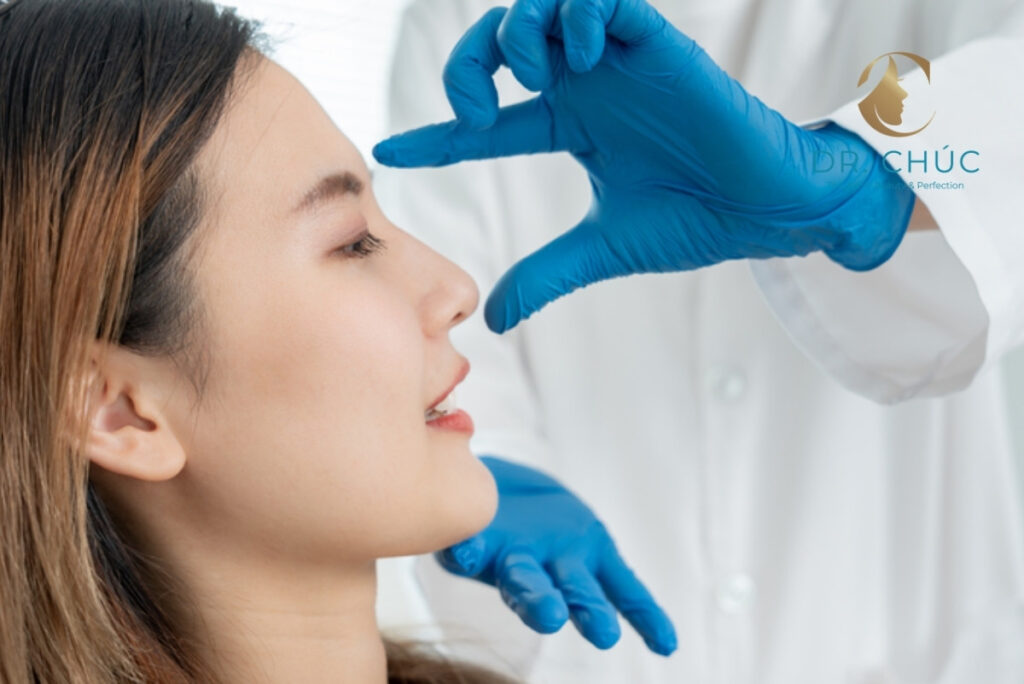 Các yếu tố ảnh hưởng đến độ cao dáng mũi lý tưởng