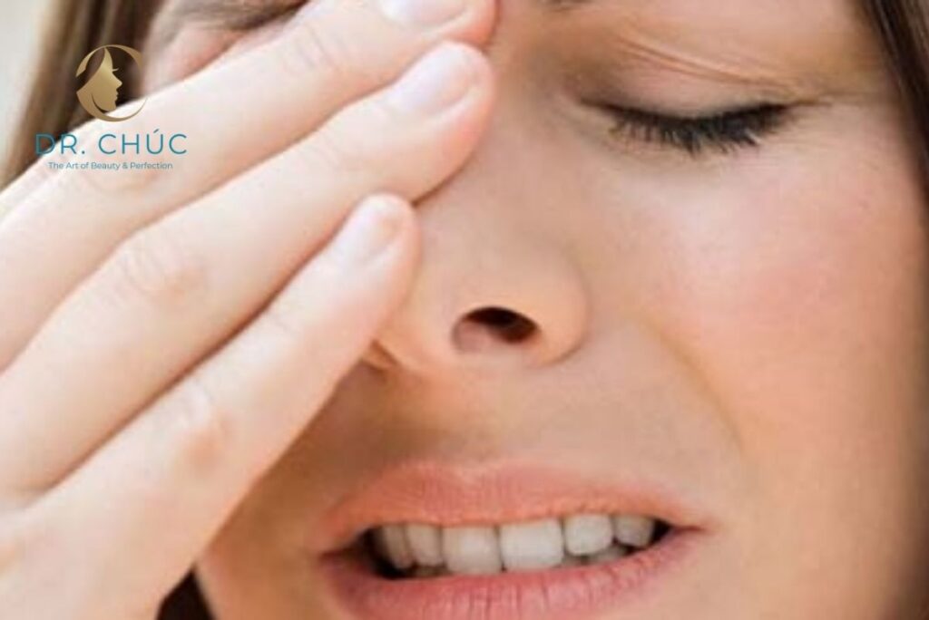 Nguyên nhân gây nâng mũi bị nổi cục trong lỗ mũi