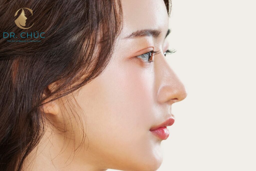 Chuyên gia nói gì về kẹp mũi và vuốt mũi?