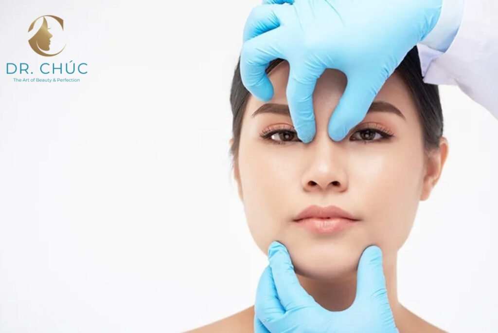 Cách chăm sóc mũi sau phẫu thuật để tránh nâng mũi bị hở vết thương