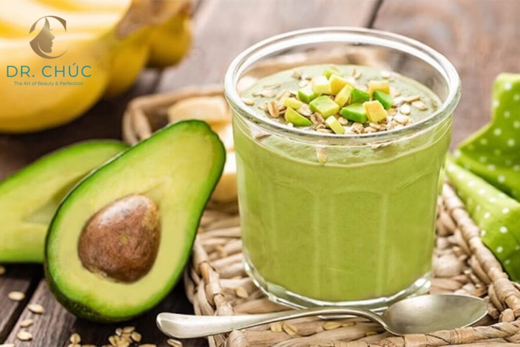 Bơ – nguồn chất béo tốt giúp cân bằng nội tiết và thải độc buồng trứng