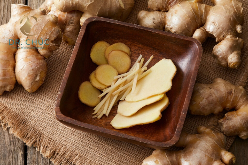 Sử dụng gia vị phù hợp giúp làm ấm tử cung và cân bằng nội tiết